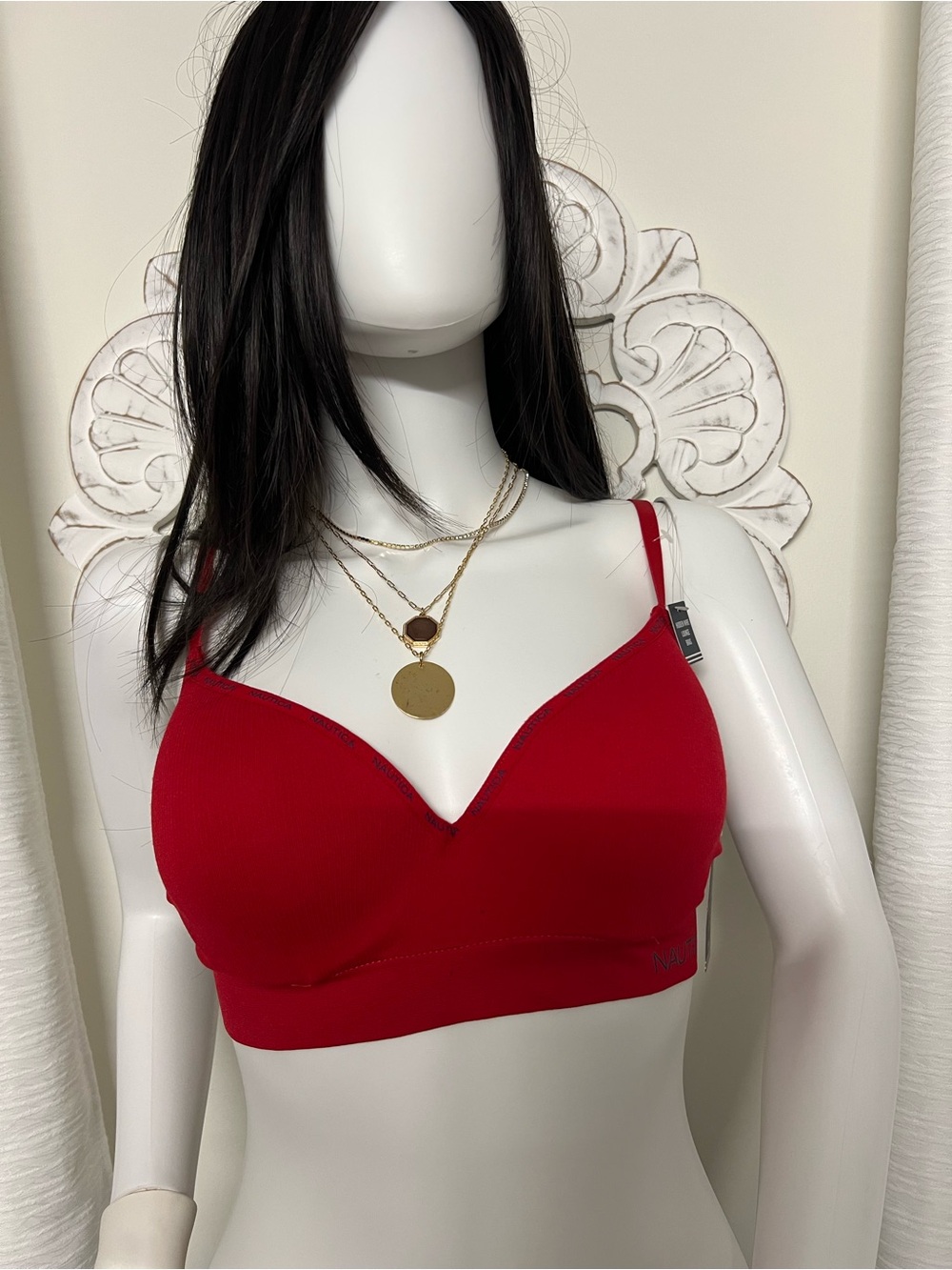 Nautica Bright Red Padded Seamless Bralette. Size 36B
New